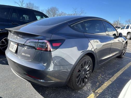 2023 Tesla Model 3 Performance