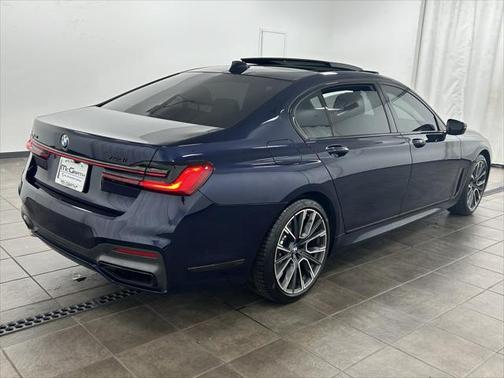 2022 BMW 750 i xDrive