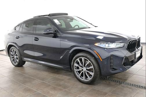 Carbon Black Metallic 2024 BMW X6 xDrive40i