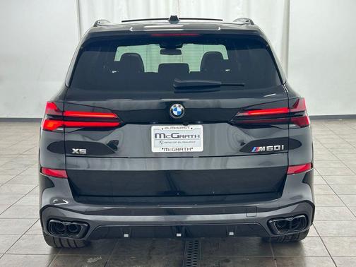 Black Sapphire Metallic 2026 BMW X5 M60i