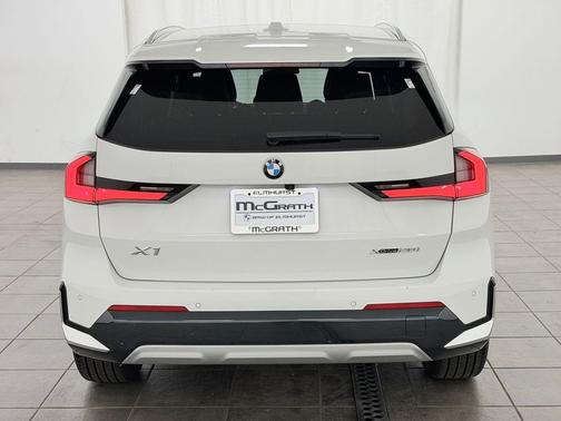 Alpine White 2023 BMW X1 xDrive28i