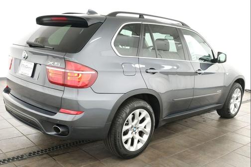 Platinum Gray Metallic 2013 BMW X5 xDrive35i