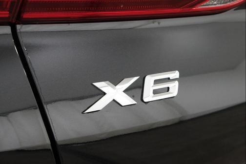 Black Sapphire Metallic 2027 BMW X6 xDrive40i