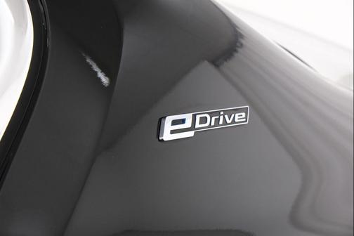 Jet Black 2019 BMW 530e xDrive iPerformance