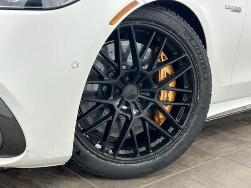 MANUFAKTUR Moonlight White Magno 2024 Mercedes-Benz AMG S 63 E 4MATIC