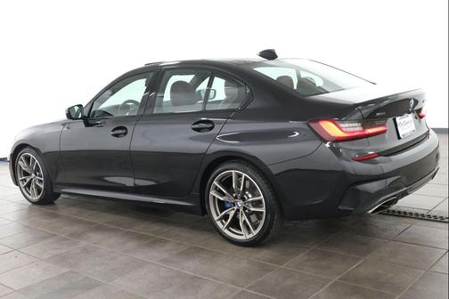 Black Sapphire Metallic 2022 BMW M340 M340i xDrive Sedan