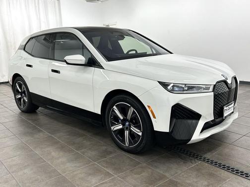 2024 BMW iX M60