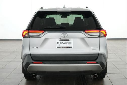 Silver Sky Metallic 2019 Toyota RAV4 Limited