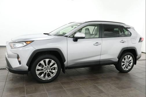Silver Sky Metallic 2019 Toyota RAV4 Limited