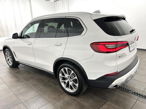 Alpine White 2019 BMW X5 xDrive40i