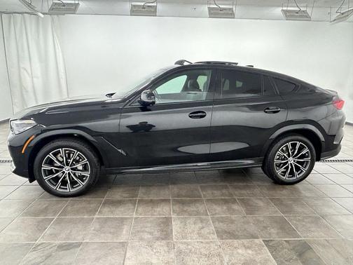 2023 BMW X6 xDrive40i