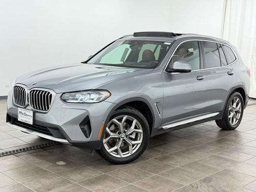 Gray Metallic 2024 BMW X3 xDrive30i