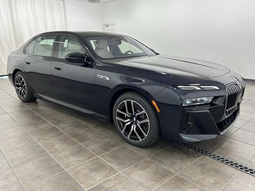 2026 BMW i7 M70