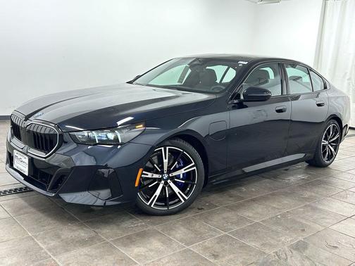 2026 BMW 550e xDrive