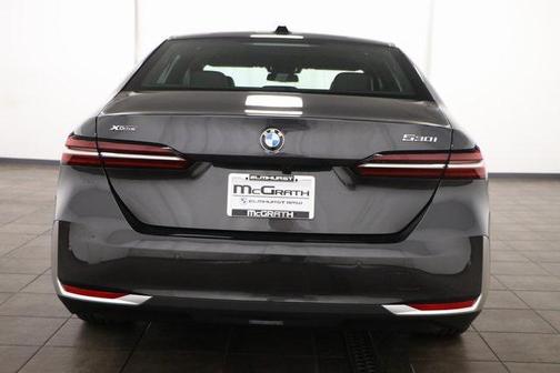 2025 BMW 530 i xDrive