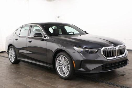 2025 BMW 530 i xDrive