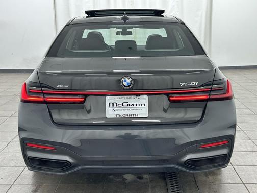 2022 BMW 750 i xDrive