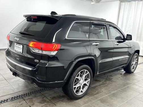 2020 Jeep Grand Cherokee Overland