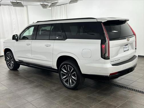2023 Cadillac Escalade ESV Sport Platinum
