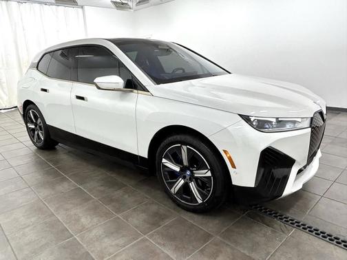 2022 BMW iX xDrive50