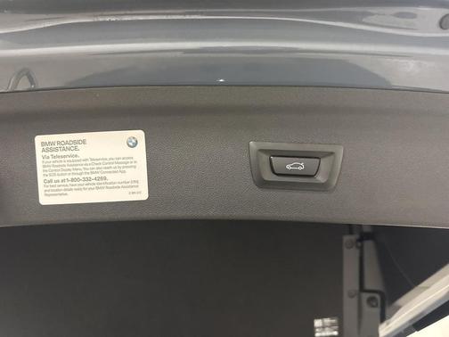 2025 BMW iX xDrive50