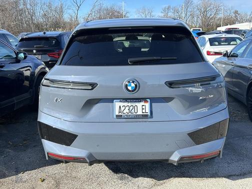 2025 BMW iX xDrive50