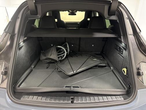 2025 BMW iX xDrive50