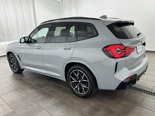 2024 BMW X3 M40i