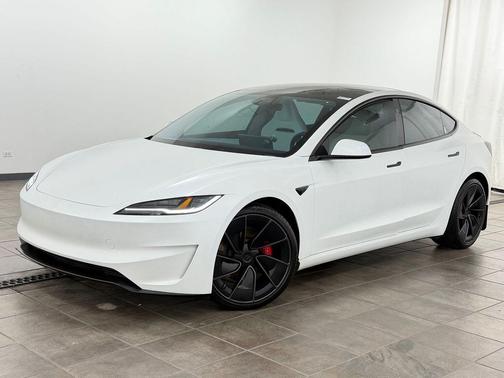 Pearl White Multi-Coat 2025 Tesla Model 3 Performance
