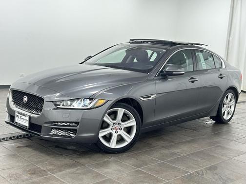 2018 Jaguar XE 25t Premium