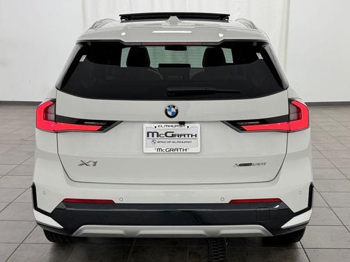 Alpine White 2023 BMW X1 xDrive28i