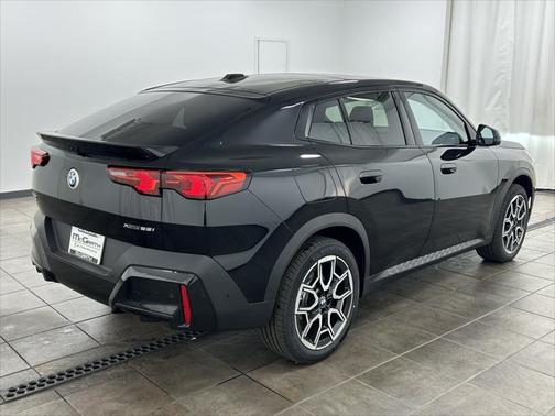 2025 BMW X2 xDrive28i