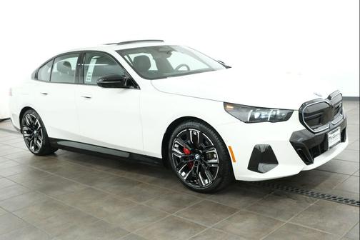 Alpine White 2025 BMW i5 M60
