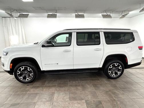 Bright White Clearcoat 2024 Jeep Wagoneer L Series III 4x4