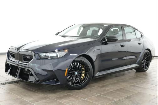 Carbon Black Metallic 2025 BMW M5 Base