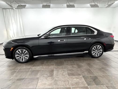 2024 BMW i7 eDrive50