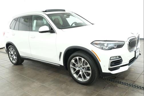Alpine White 2021 BMW X5 xDrive40i