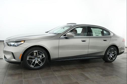 Oxide Grey Metallic 2027 BMW 540 i xDrive