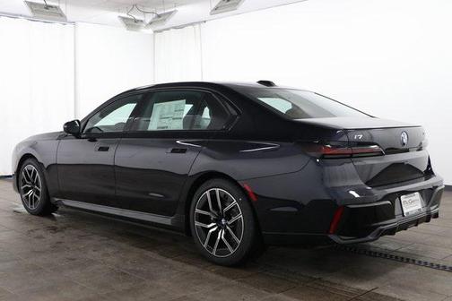 2025 BMW i7 xDrive60