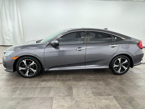2017 Honda Civic Touring