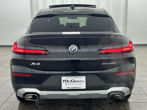 2025 BMW X4 xDrive30i