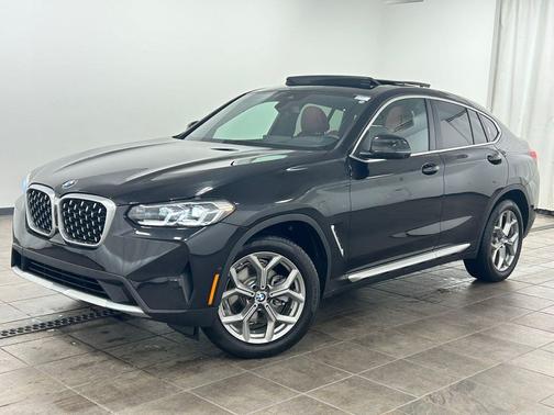 Black Sapphire Metallic 2025 BMW X4 xDrive30i