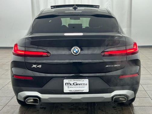Black Sapphire Metallic 2025 BMW X4 xDrive30i