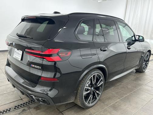 2026 BMW X5 M60i
