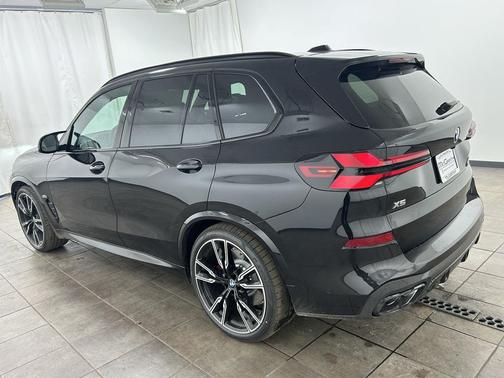 2026 BMW X5 M60i
