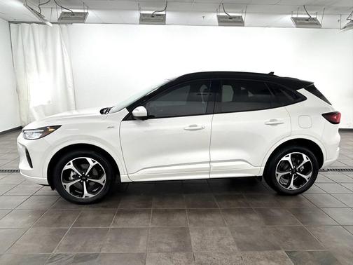 2024 Ford Escape ST-Line Select