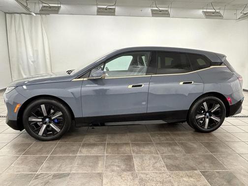 2023 BMW iX xDrive50