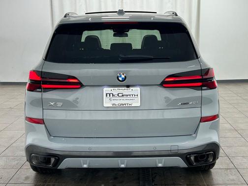 Brooklyn Grey Metallic 2026 BMW X5 xDrive40i