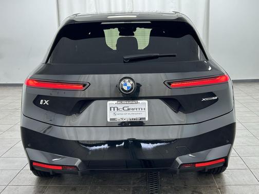 2026 BMW iX xDrive60