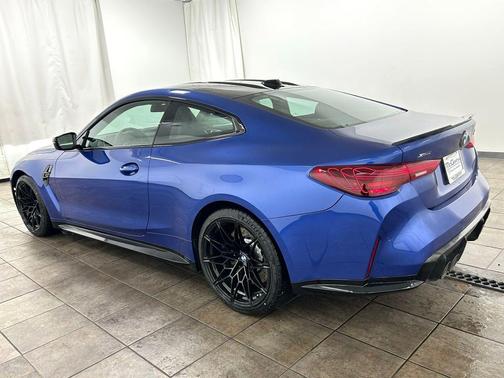Portimao Blue Metallic 2026 BMW M4 Competition xDrive